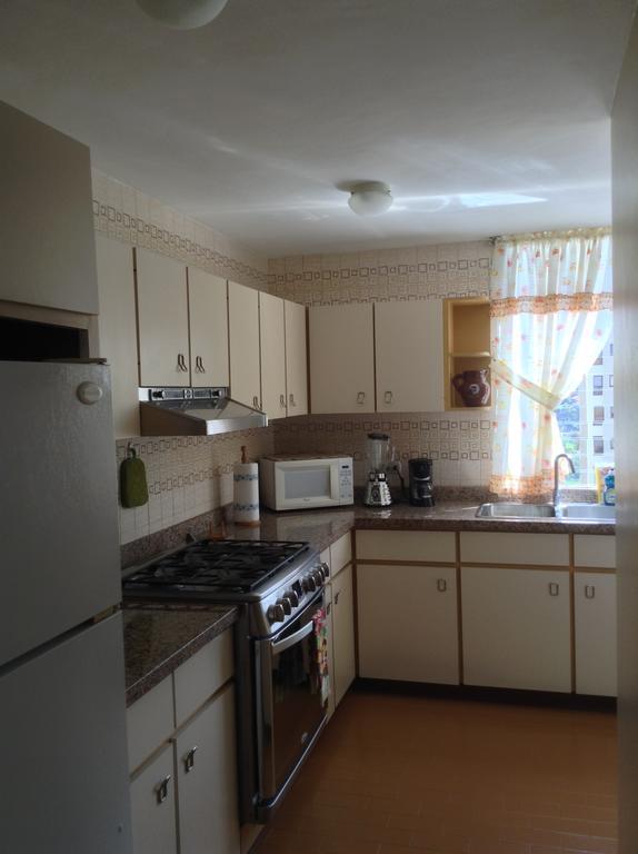 La Alameda Apartman Caracas Szoba fotó